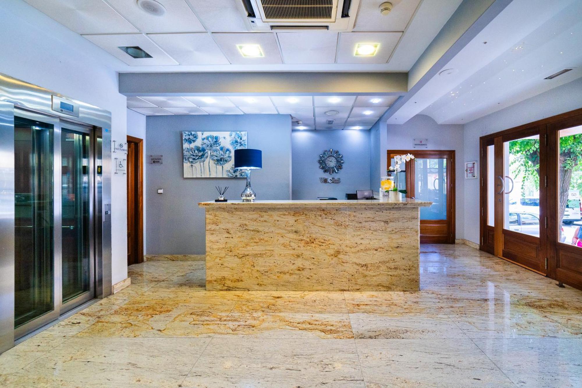 Hotel Puerta De Cazorla Εξωτερικό φωτογραφία