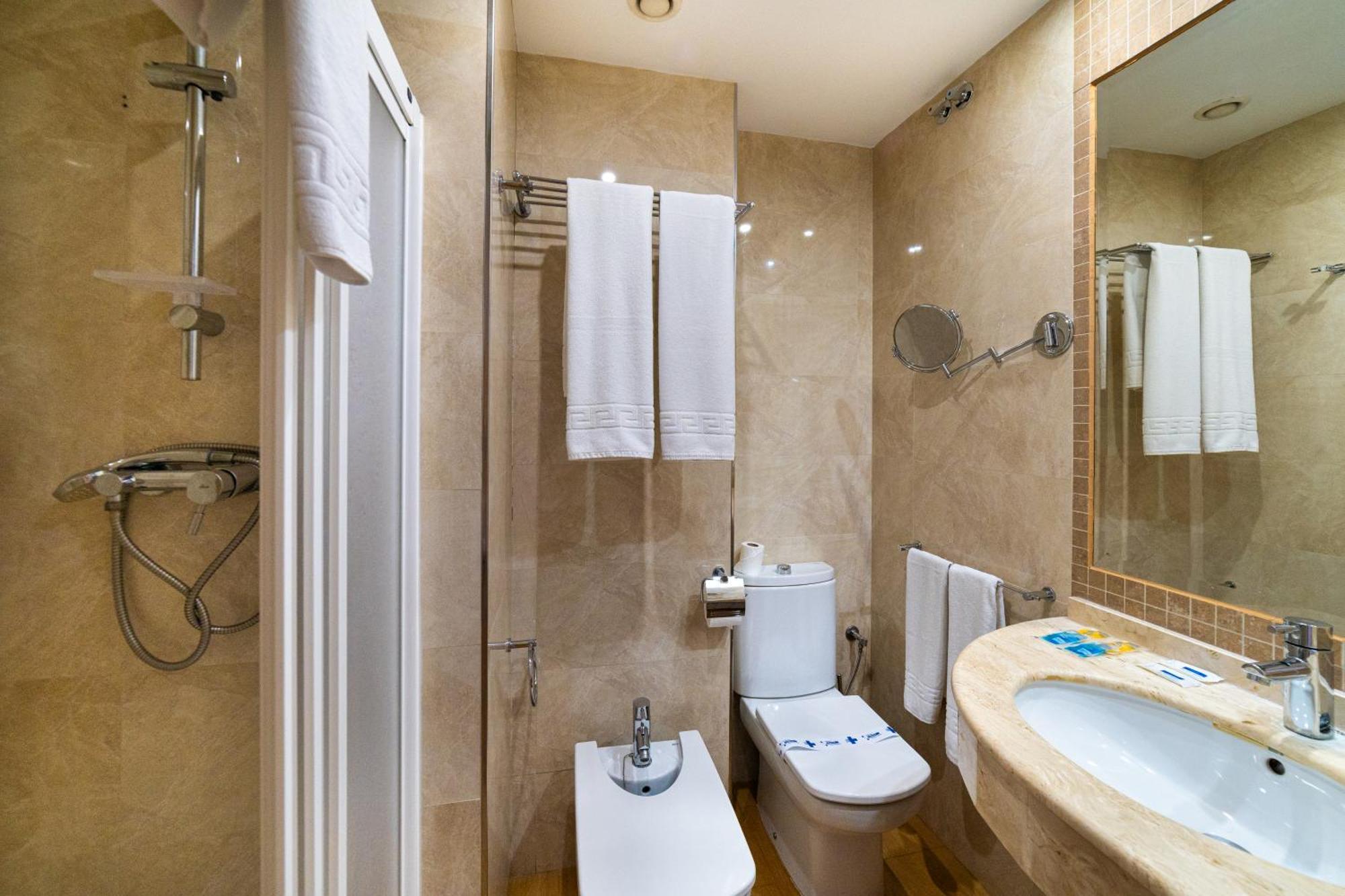 Hotel Puerta De Cazorla Εξωτερικό φωτογραφία