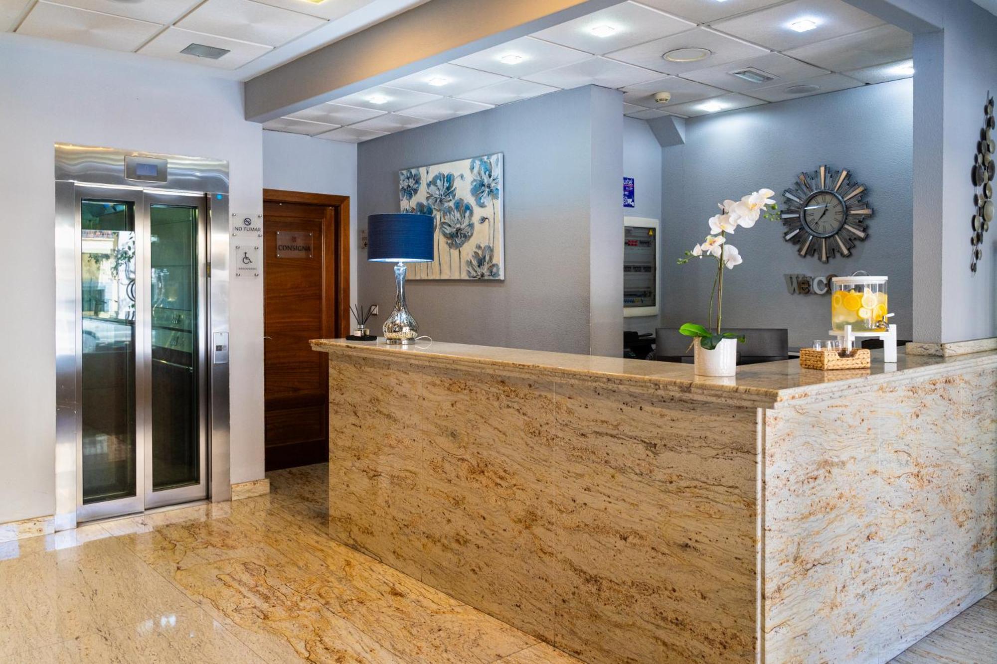 Hotel Puerta De Cazorla Εξωτερικό φωτογραφία