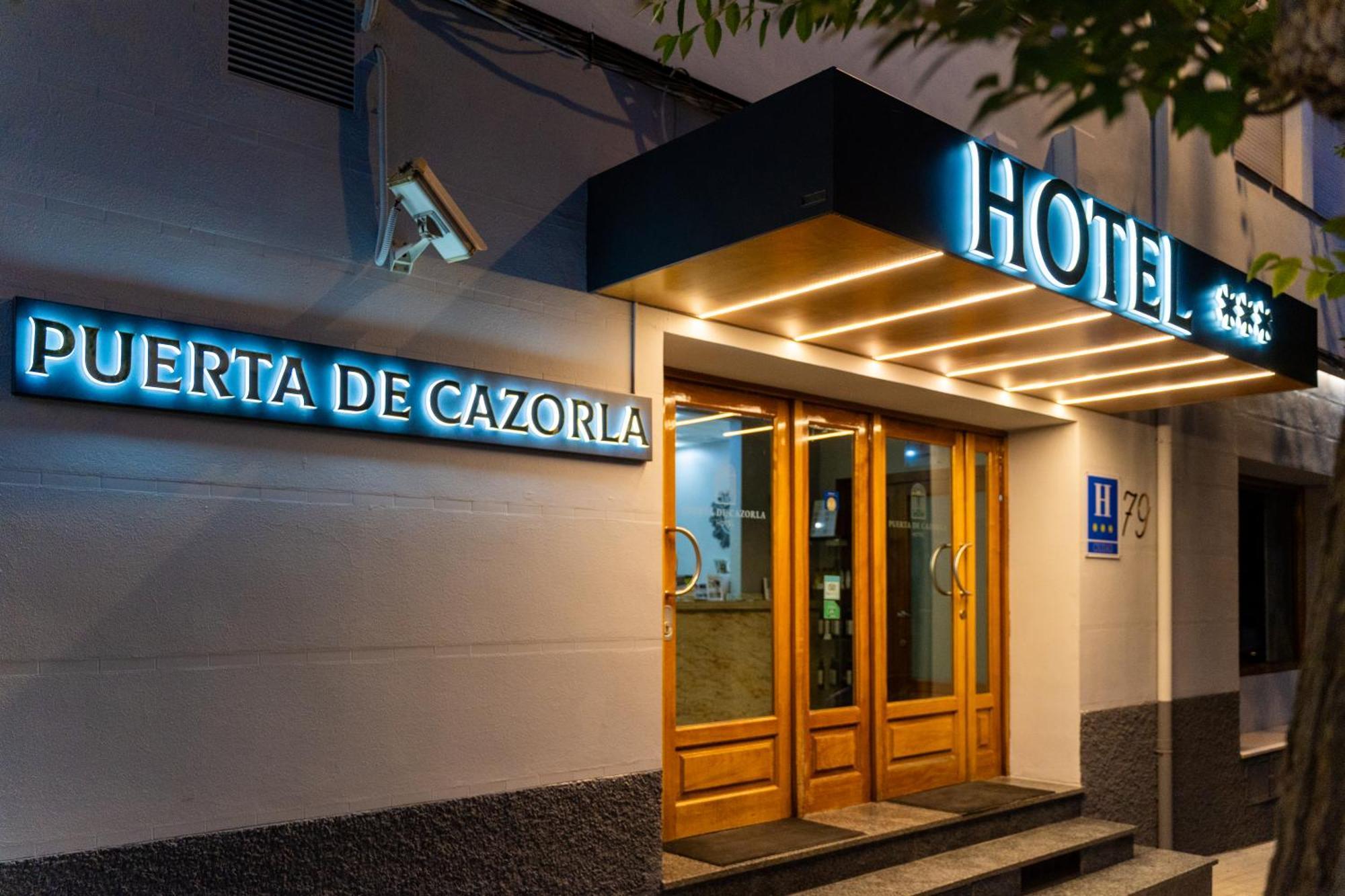 Hotel Puerta De Cazorla Εξωτερικό φωτογραφία