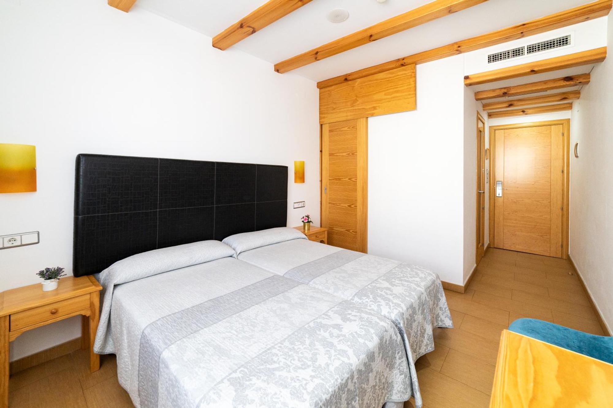 Hotel Puerta De Cazorla Εξωτερικό φωτογραφία